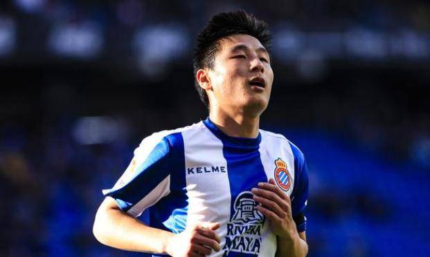 今晚海港迎喜讯，西甲中场猛将加盟，武磊力荐替代巴尔加斯